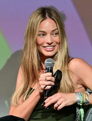 Margot Robbie OnlyFans Leaked Free Thumbnail Picture - #3HYIopGSoD