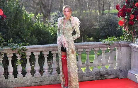 Margot Robbie OnlyFans Leaked Free Thumbnail Picture - #4DIveFL2mN