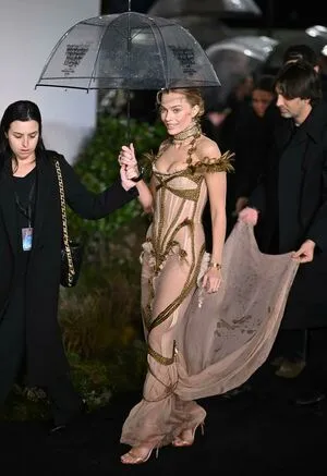 Margot Robbie OnlyFans Leaked Free Thumbnail Picture - #4OgbItKJcE