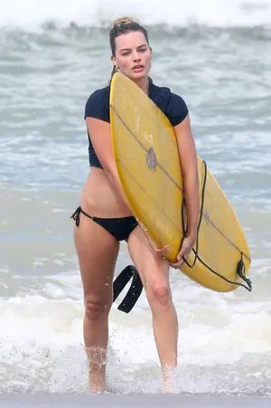 Margot Robbie OnlyFans Leaked Free Thumbnail Picture - #56akH7Wbbw