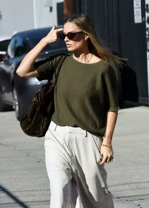 Margot Robbie OnlyFans Leaked Free Thumbnail Picture - #58FqMuFVEp