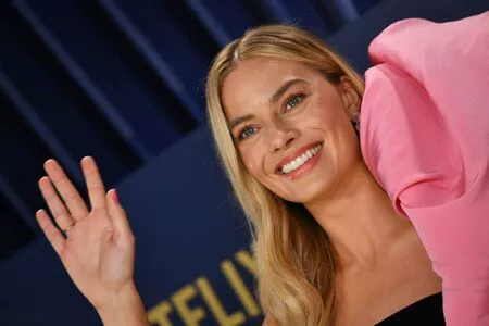 Margot Robbie OnlyFans Leaked Free Thumbnail Picture - #5wIOynMV39