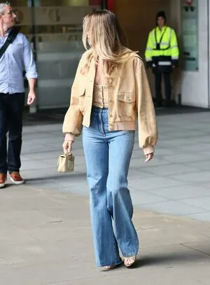 Margot Robbie OnlyFans Leaked Free Thumbnail Picture - #6fjnMQ1j7U