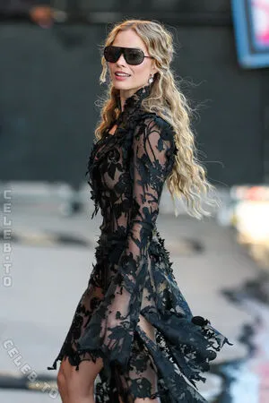 Margot Robbie OnlyFans Leaked Free Thumbnail Picture - #8R0S9RO4AR