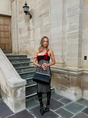 Margot Robbie OnlyFans Leaked Free Thumbnail Picture - #9kkAdqaBF5