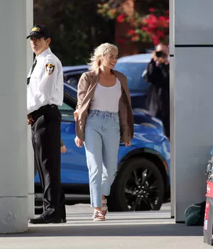 Margot Robbie OnlyFans Leaked Free Thumbnail Picture - #DiRYl3VecA