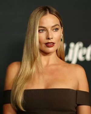 Margot Robbie OnlyFans Leaked Free Thumbnail Picture - #HeOMuKT7EA