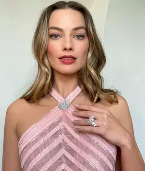 Margot Robbie OnlyFans Leaked Free Thumbnail Picture - #HjyzY5Jn5U