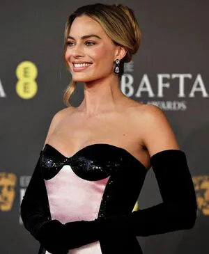 Margot Robbie OnlyFans Leaked Free Thumbnail Picture - #Lb0M9nKWft