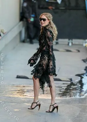 Margot Robbie OnlyFans Leaked Free Thumbnail Picture - #MCfaCdOawo