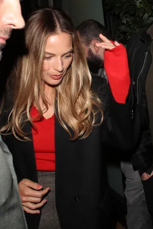 Margot Robbie OnlyFans Leaked Free Thumbnail Picture - #NM9g7ODXFG