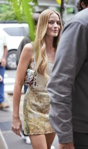 Margot Robbie OnlyFans Leaked Free Thumbnail Picture - #NmMdLDacPM