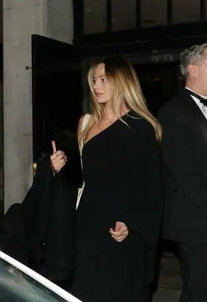 Margot Robbie OnlyFans Leaked Free Thumbnail Picture - #PYIdspwHou