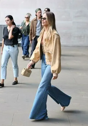 Margot Robbie OnlyFans Leaked Free Thumbnail Picture - #QzSQDxPCL0