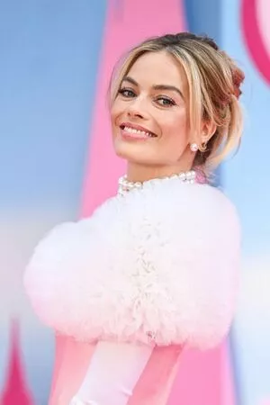 Margot Robbie OnlyFans Leaked Free Thumbnail Picture - #R6SrxFpb9H