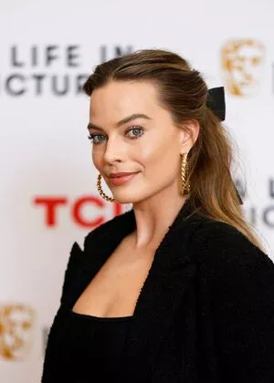 Margot Robbie OnlyFans Leaked Free Thumbnail Picture - #SU1pKHlOUR