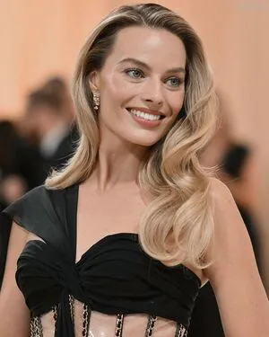 Margot Robbie OnlyFans Leaked Free Thumbnail Picture - #TRvejTU7NE