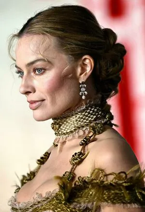 Margot Robbie OnlyFans Leaked Free Thumbnail Picture - #Xg1l6eXoNw