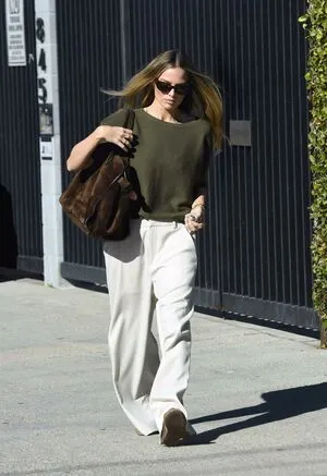 Margot Robbie OnlyFans Leaked Free Thumbnail Picture - #bBGDGIdMXY