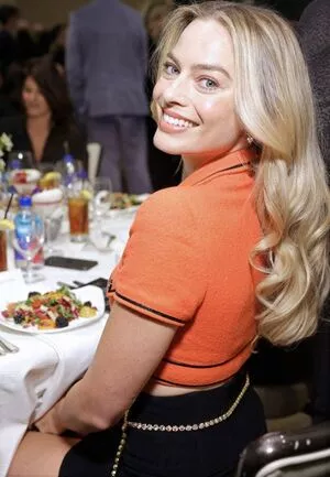 Margot Robbie OnlyFans Leaked Free Thumbnail Picture - #ciwMRgmMTh