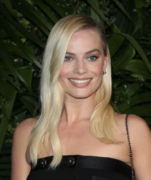 Margot Robbie OnlyFans Leaked Free Thumbnail Picture - #imkknFT8wB