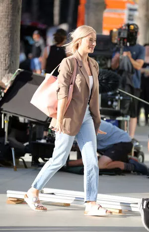 Margot Robbie OnlyFans Leaked Free Thumbnail Picture - #kKAmW7gkJZ