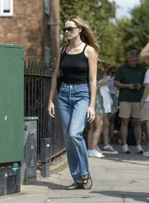 Margot Robbie OnlyFans Leaked Free Thumbnail Picture - #kaKJLmNqIw