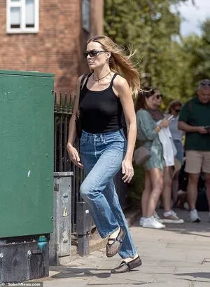 Margot Robbie OnlyFans Leaked Free Thumbnail Picture - #lyfT1aLJZf