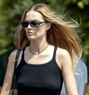 Margot Robbie OnlyFans Leaked Free Thumbnail Picture - #ov0NRXOMcX