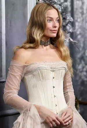 Margot Robbie OnlyFans Leaked Free Thumbnail Picture - #pcqWU8AX0u
