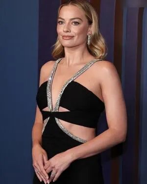 Margot Robbie OnlyFans Leaked Free Thumbnail Picture - #xDoXoxD6ie