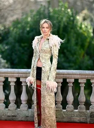 Margot Robbie OnlyFans Leaked Free Thumbnail Picture - #ymhKnFo59W