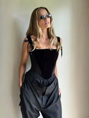 Margot Robbie OnlyFans Leaked Free Thumbnail Picture - #zOEFyihpYg
