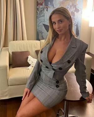 Maria Arreghini OnlyFans Leaked Free Thumbnail Picture - #dhOZ9hlyld