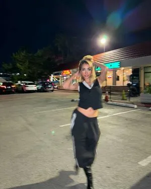 Maria Becerra OnlyFans Leaked Free Thumbnail Picture - #OQojpWxROm