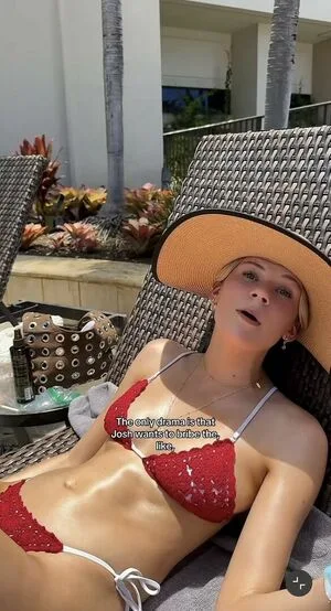 Maria Comstock OnlyFans Leaked Free Thumbnail Picture - #FKpLOdFfas