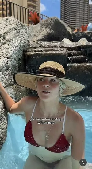 Maria Comstock OnlyFans Leaked Free Thumbnail Picture - #G4aunKw1P4