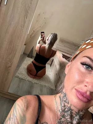 Maria Deutsch Jutte Of OnlyFans Leaked Free Thumbnail Picture - #edBMTHvejP
