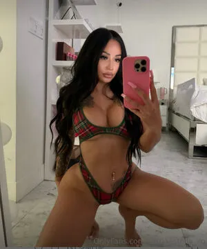 Maria Estella OnlyFans Leaked Free Thumbnail Picture - #8Tx94hz9Uc