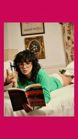 Maria Ribeiro OnlyFans Leaked Free Thumbnail Picture - #CDfOtB3TV1