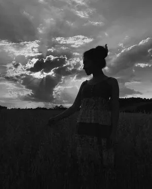 Maria Zhang OnlyFans Leaked Free Thumbnail Picture - #1UNNjhmptn