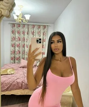 Mariabeatrice OnlyFans Leaked Free Thumbnail Picture - #apxOz8VfKV