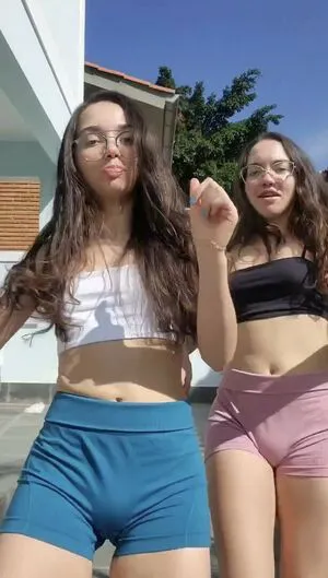 Mariagemeaoficial OnlyFans Leaked Free Thumbnail Picture - #V1AIHtzXzr