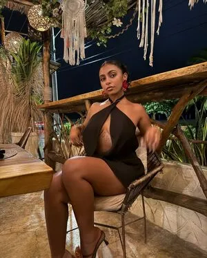 Mariahellie OnlyFans Leaked Free Thumbnail Picture - #F8RdQ4oWKz