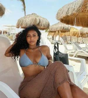 Mariahellie OnlyFans Leaked Free Thumbnail Picture - #G6C9noS4Am