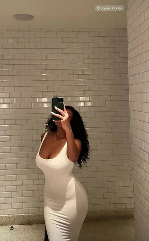 Mariahellie OnlyFans Leaked Free Thumbnail Picture - #yYHjyi0tjg