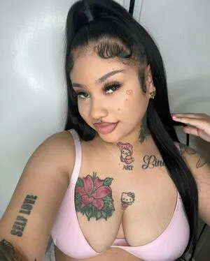 Mariahjsofine OnlyFans Leaked Free Thumbnail Picture - #TxH9sSgAJa