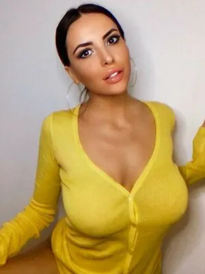 Marialuisa Jacobelli OnlyFans Leaked Free Thumbnail Picture - #x0OvRO9bXK