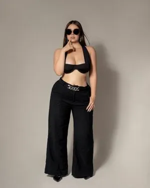 Marianahoyosr OnlyFans Leaked Free Thumbnail Picture - #K4W6jGJFHR