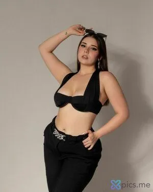 Marianahoyosr OnlyFans Leaked Free Thumbnail Picture - #jNVwK9qZ69